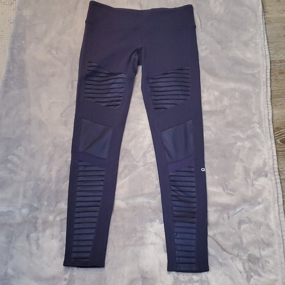 Alo yoga moto leggings